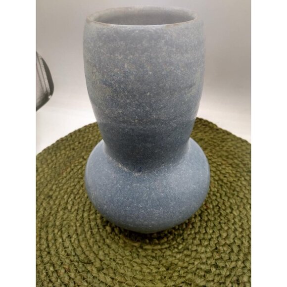 Handcrafted Blue Pottery Vase Signed  7 1/2" Tall With Wide Round Base & Narrow - Picture 5 of 8